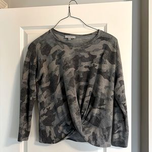 Gaze crossover gray camouflage tunic